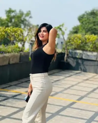 Call Girls Kaliachak Cash On Delivery